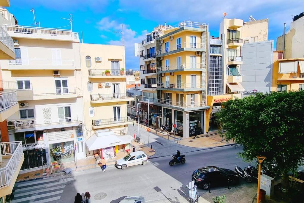 Cozy Apartment Downtown 2Bdrms Iraklio Exterior foto